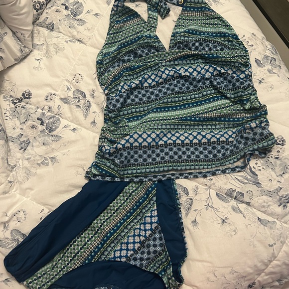 Ellen Tracey 2 Piece swimwear - Picture 2 of 3